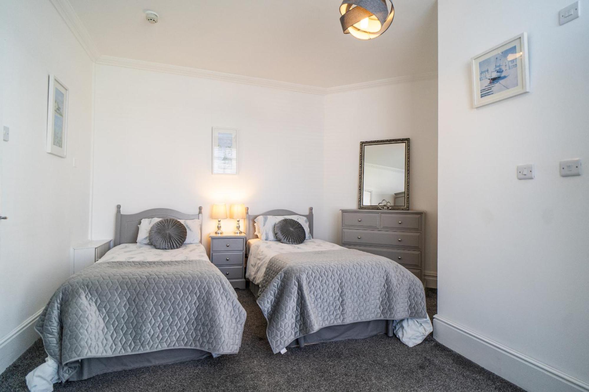 Beachmount Holiday Apartments Colwyn Bay Exterior foto